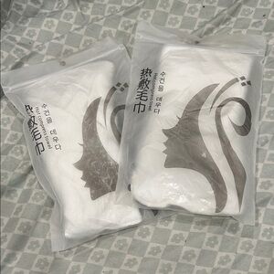 SHEIN White Bath Towels